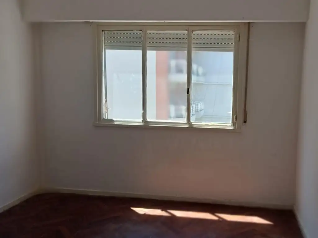 Departamento 2 amb en venta Caballito