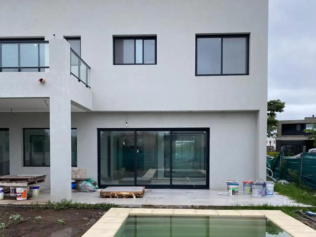 Casa en  venta en el Barrio Ceibos- Puertos/ Escobar