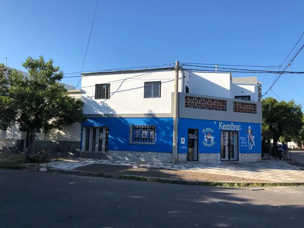 COMPLEJO DE DPTOS - COCHERA- LOCAL EN VENTA- SANTA FE