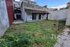 VENTA PH sobre Av. Santa Fe con Jardin en Martinez Buenos Aires