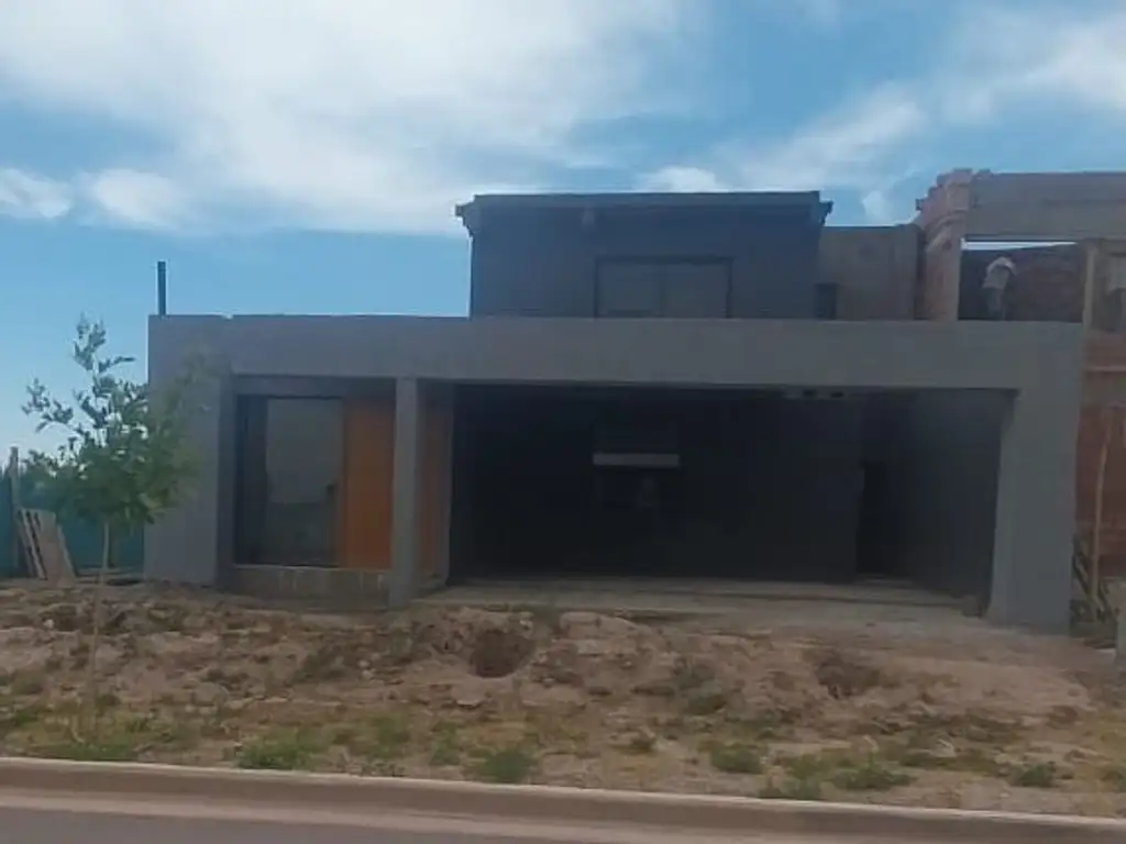 VENTA CASA A ESTRENAR LUJÁN DE CUYO