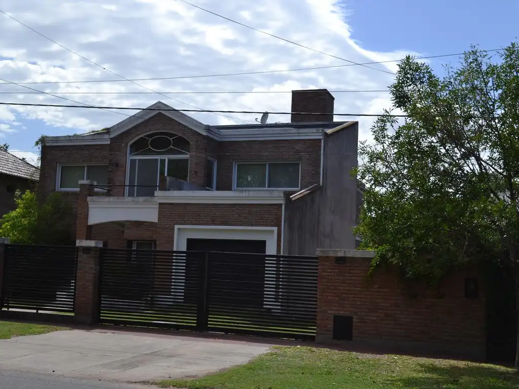 Venta de Casa de 4 dormitorios en el Barrio Fisherton