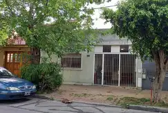 Casa en venta en La Plata - Dacal Bienes Raíces