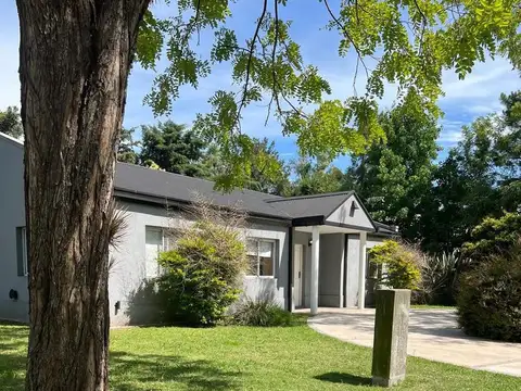 Casa en Venta en La Cesarina,General Rodriguez