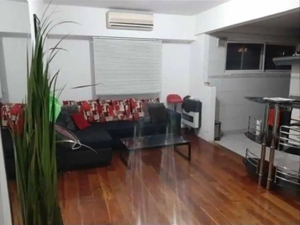 Departamento en venta - 3 dormitorios 1 baño - 65 mts2 - Dock Sud