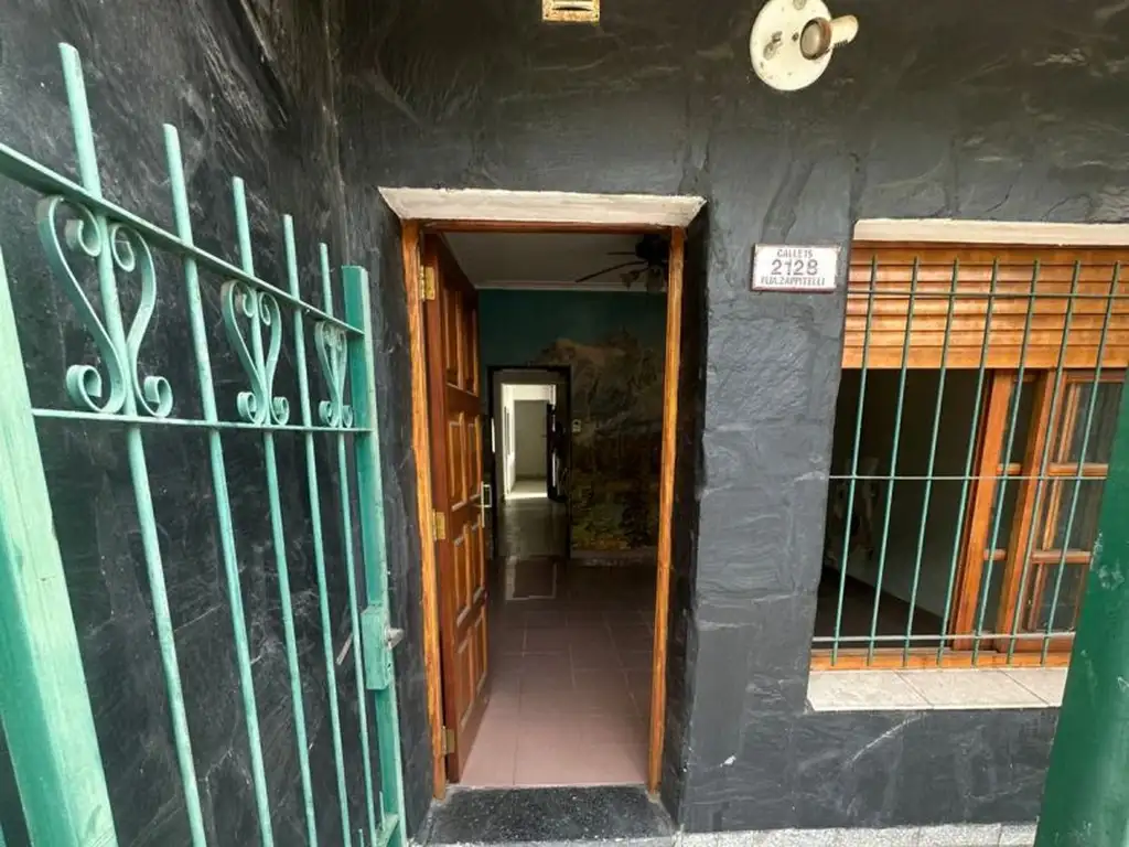 Casa - Venta - Argentina, La Plata - 15 Entre 510 y 511 2100