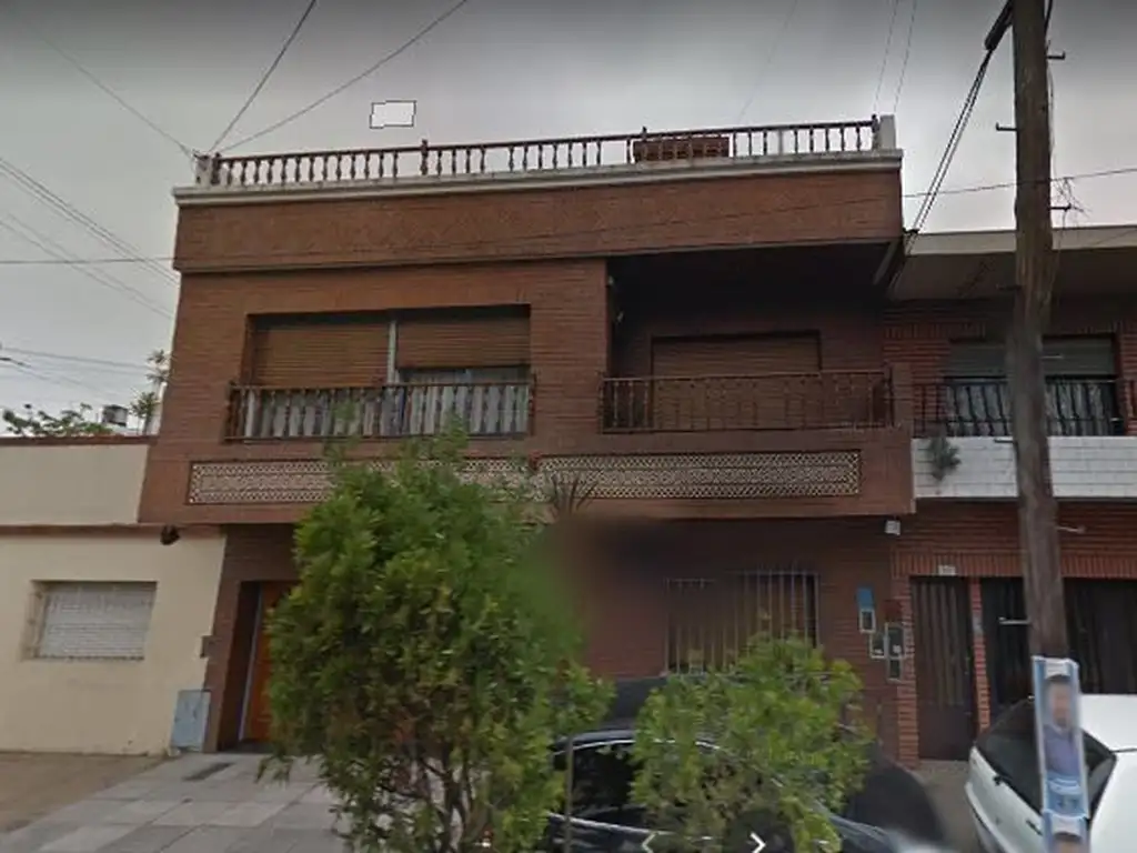 Venta de Casa 5 AMB en José Ingenieros, Tres de Febrero