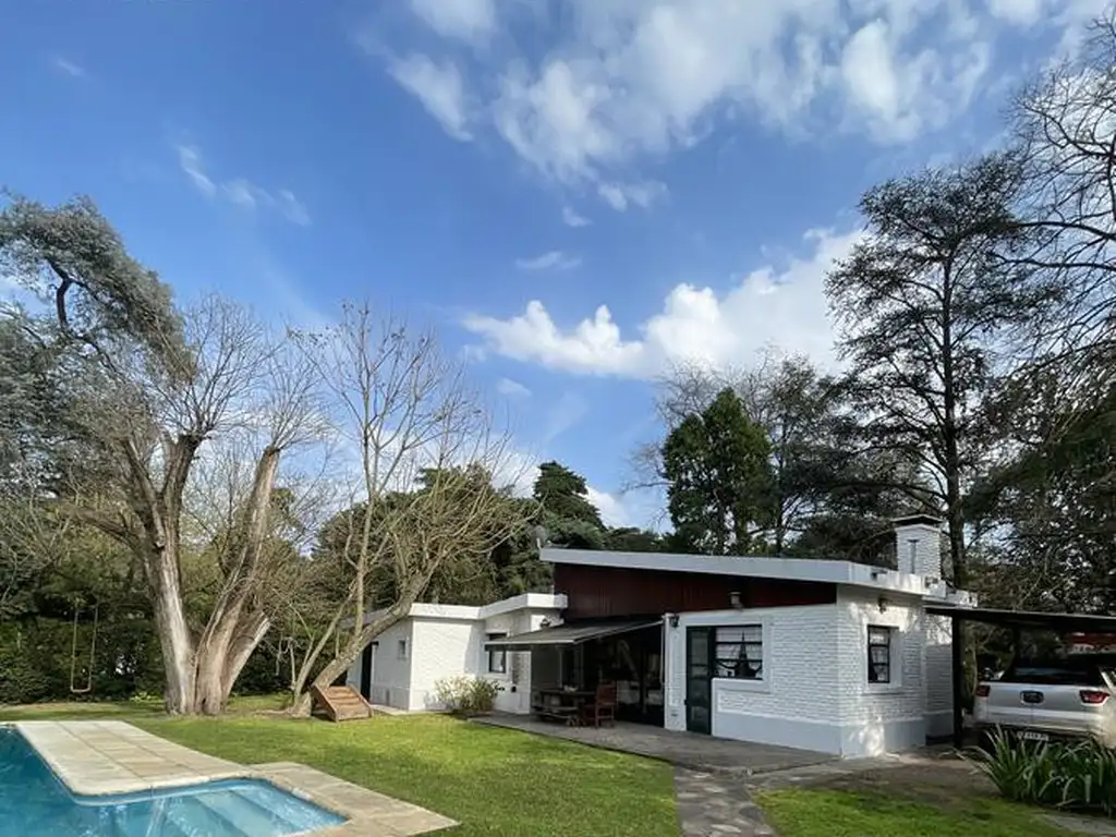 Casa en alquiler 5 amb en Parque Leloir