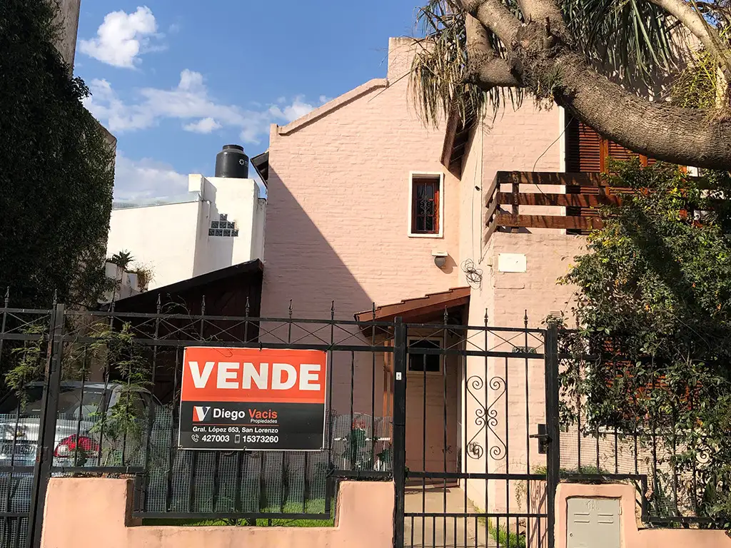 Casa Venta 5 ambientes, 133m2, Colón 2100, San Lorenzo, Santa Fe