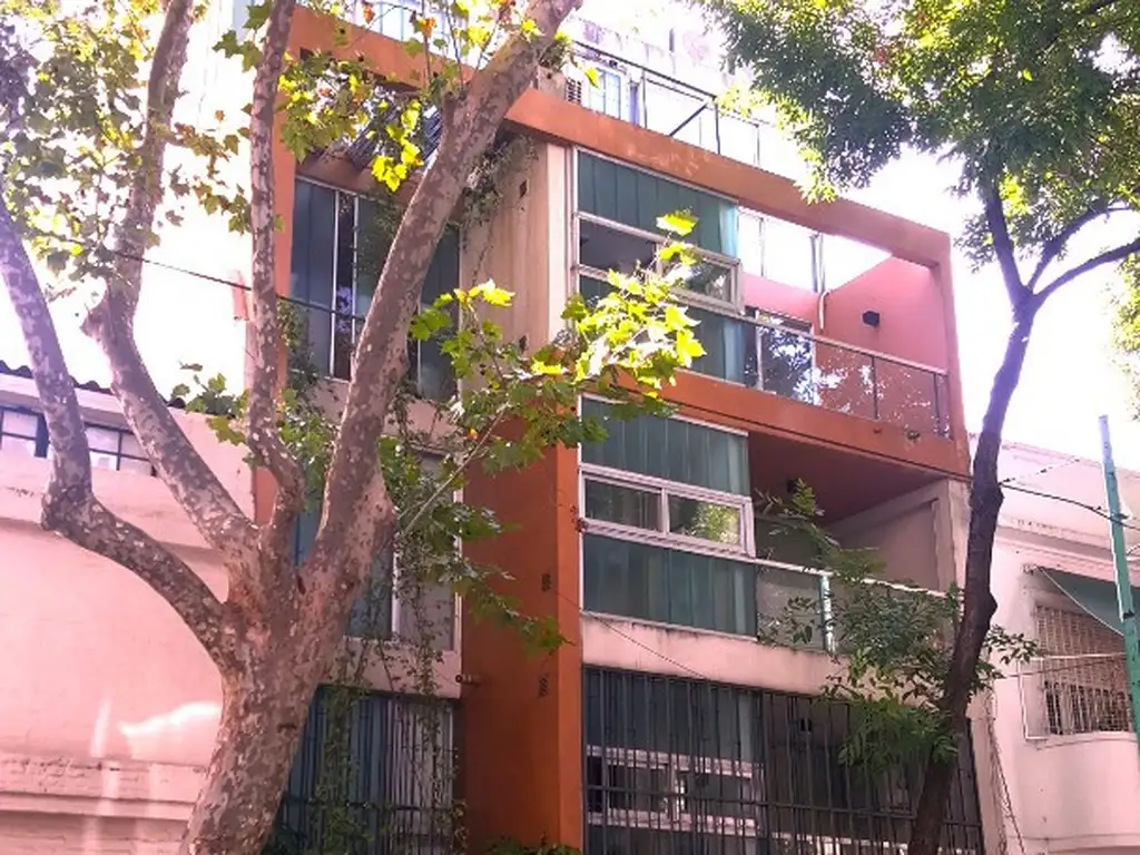 3 Ambientes en Duplex cfte super luminoso 2 cocheras fijas cubiertas balcon 2 dormitorios en suitte