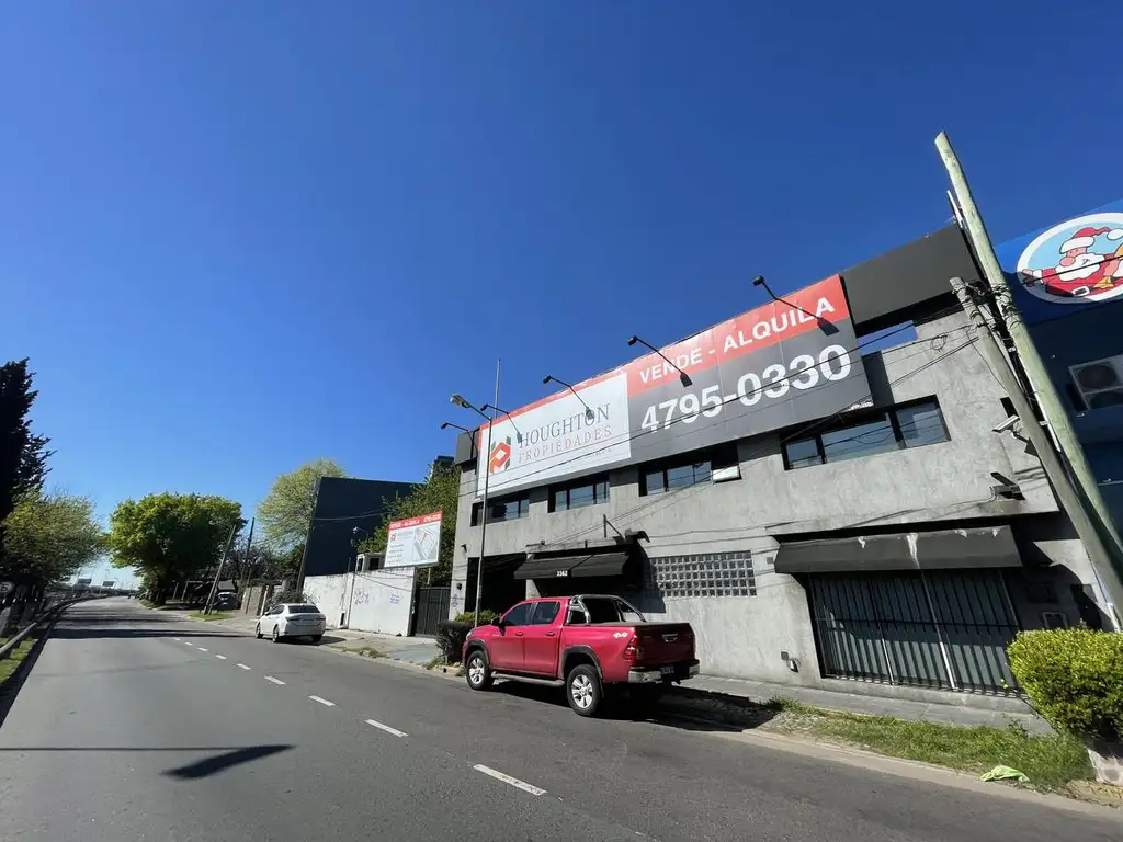 Local comercial en Venta con salida a dos calles sobre Panamericana