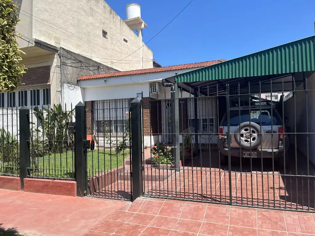 Casa en hermoso barrio de Belén de Escobar