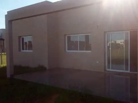 Casa en Venta - 3 dormitorios - USD 149.000