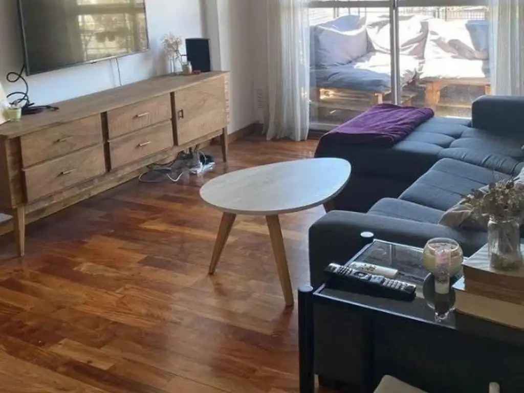 Hermoso departamento de 3 ambientes con cochera, Balcón, se vende amueblado