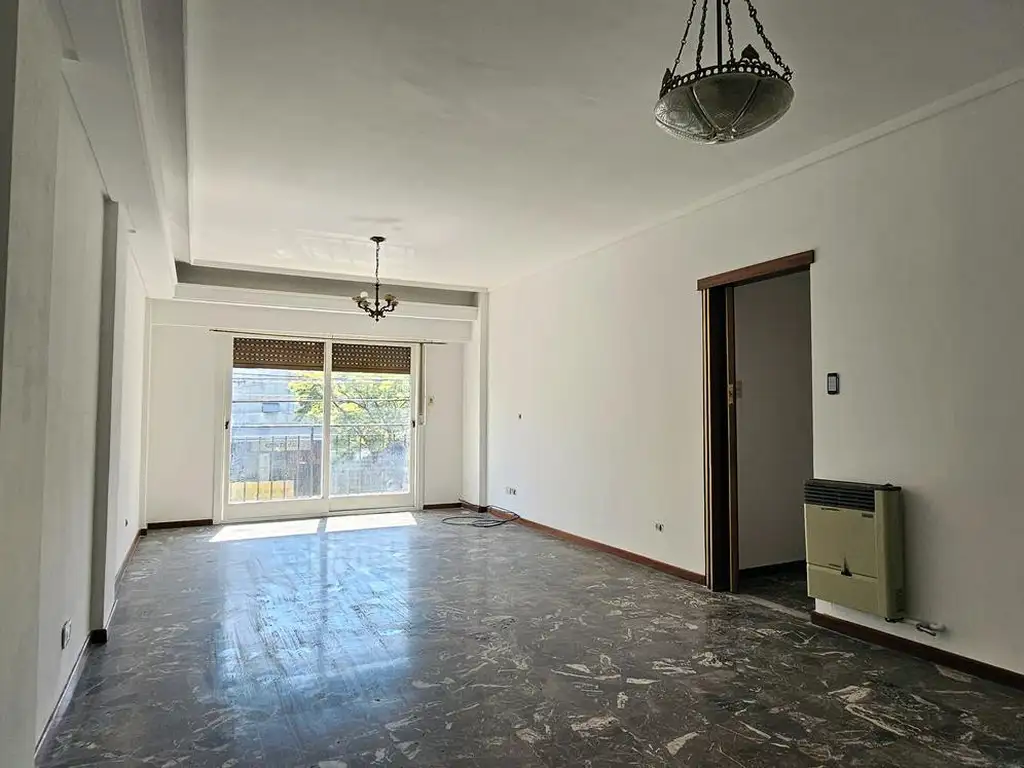 Venta o alquiler departamento de 4 ambientes en San Cristóbal