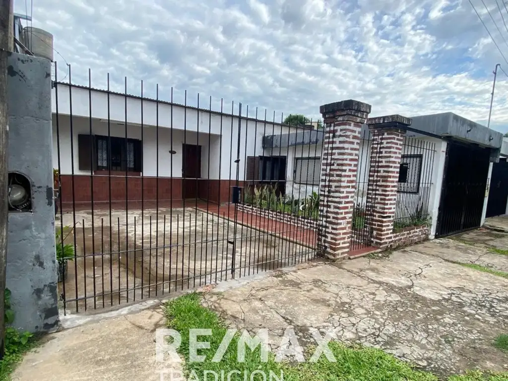 CASA EN VENTA BARRANQUERAS DE 5 AMBIENTES