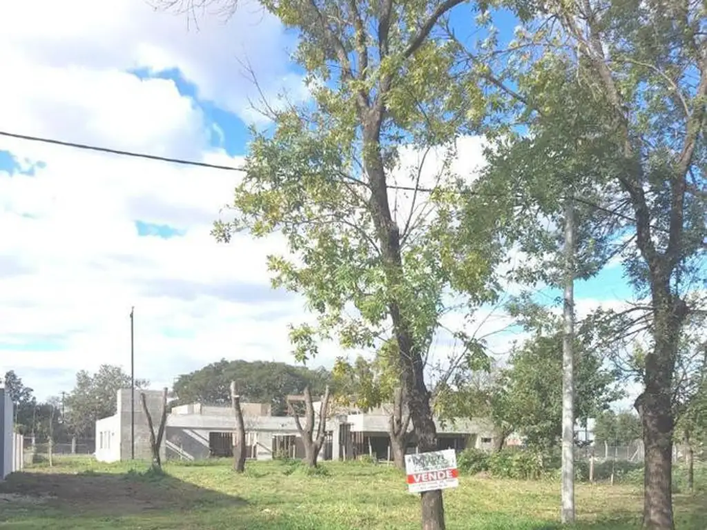 SE VENDE TERRENO EN RICARDONE