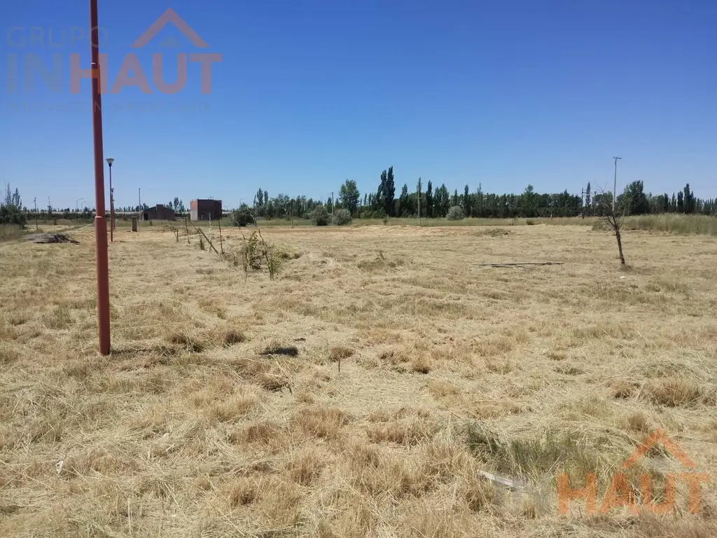 VENTA DE LOTE EN FERNANDEZ ORO 1400M2