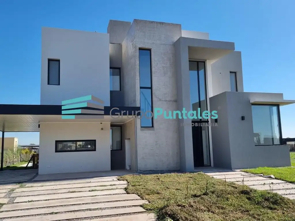 Propiedad a Estrenar a la Venta en Lagos de Canning sobre lote de 600m2 interno con excelente orient