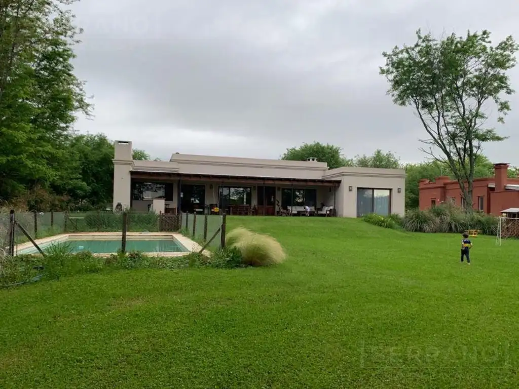 Casa en alquiler temporal Estancias del Pilar