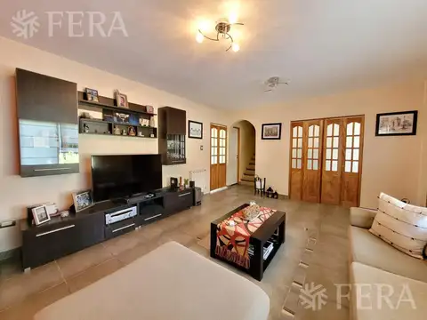 Casa de 4 ambientes con fondo libre en Village del Parque (31604) - Foto 0