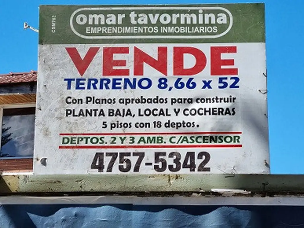 LOTE  450m2 libre de demolicion  ideal construccion  toma m2   en parte pago