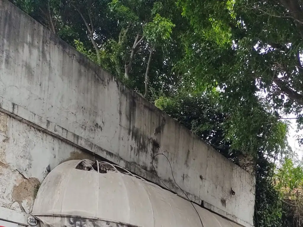 VENTA CASA A RECICLAR EN CABALLITO NORTE