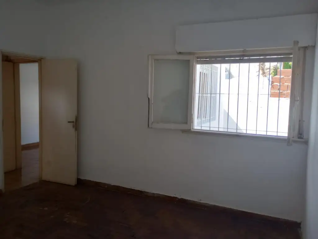 PH en venta - 2 dormitorios 1 baño - 82mts2 - La Plata