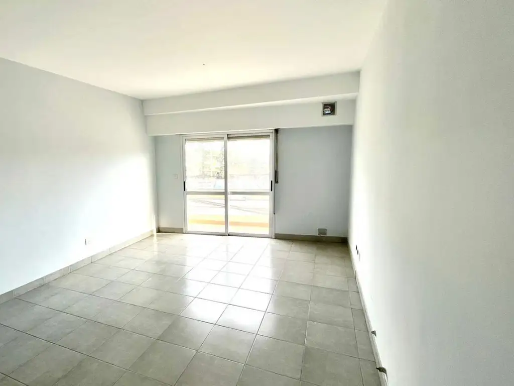 Departamento - Venta - Argentina, La Matanza - Av. Brig. Gral. Juan Manuel de Rosas 6100