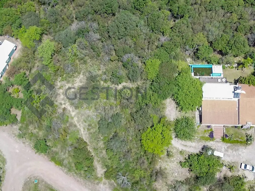 LOTE A LA VENTA CORRAL DE BARRANCA MIRA EL VIDEO CON DRONE