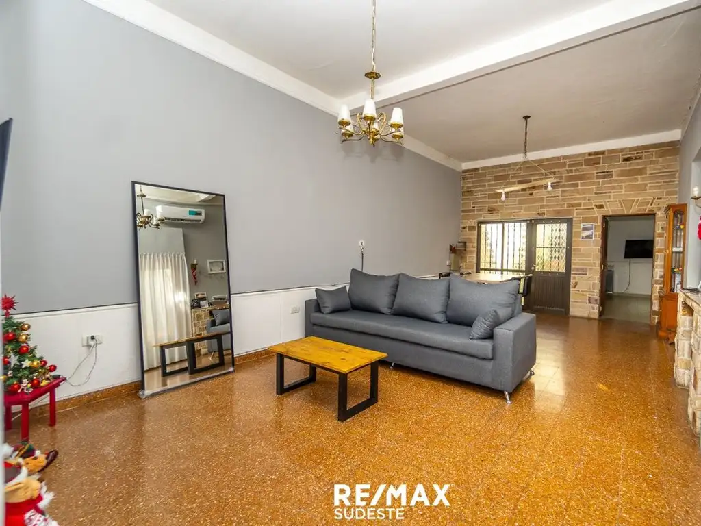 VENTA CASA 3 DORMITORIOS RONDEAU Y AVELLANEDA