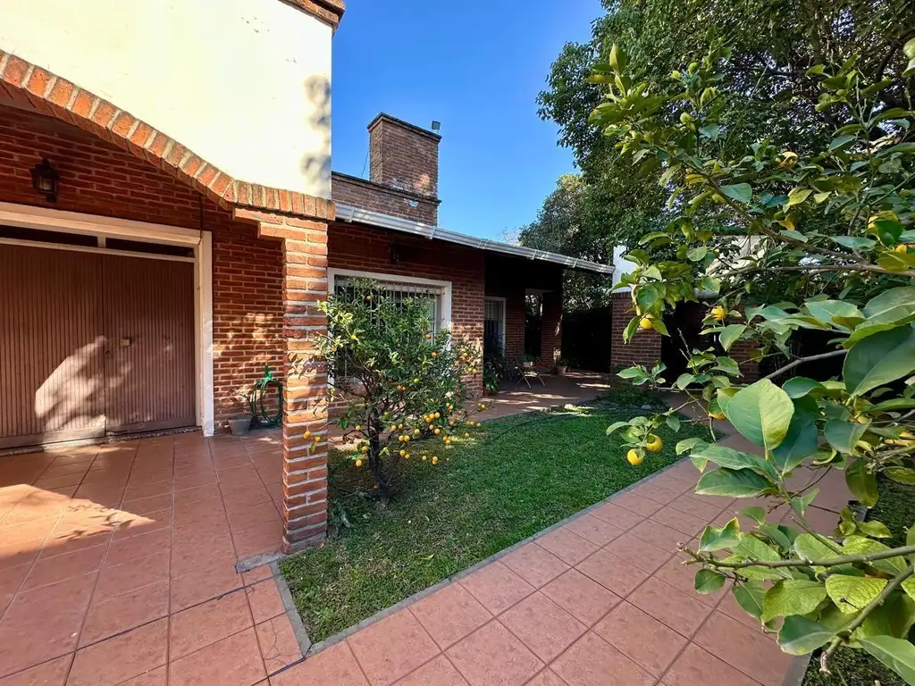 Casa céntrica en Belén de Escobar