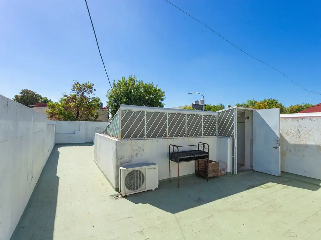 Casa lote Propio 4 ambientes con Terraza y Patio