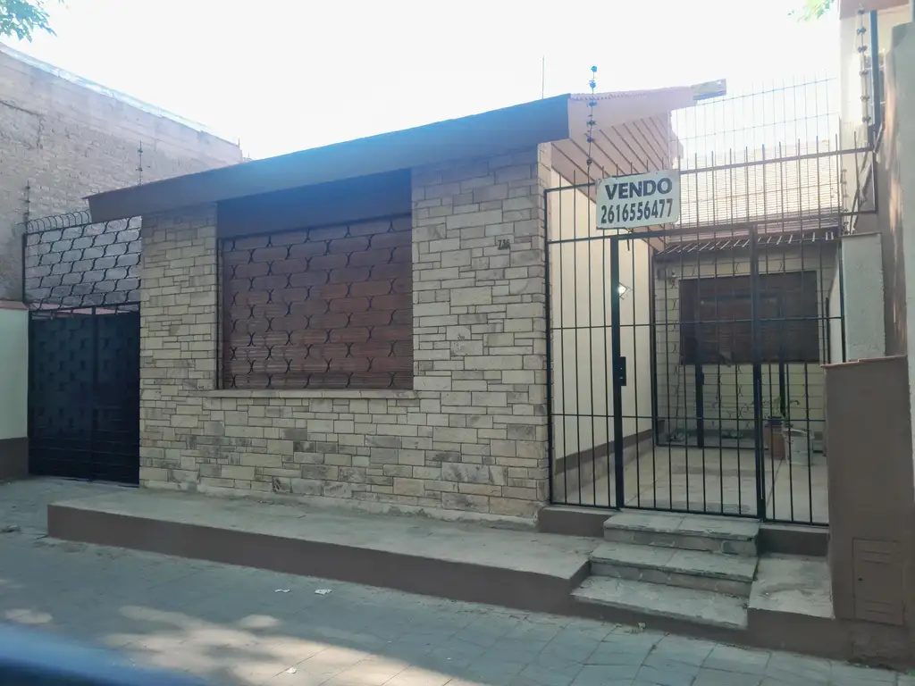 Casa en venta en Mendoza