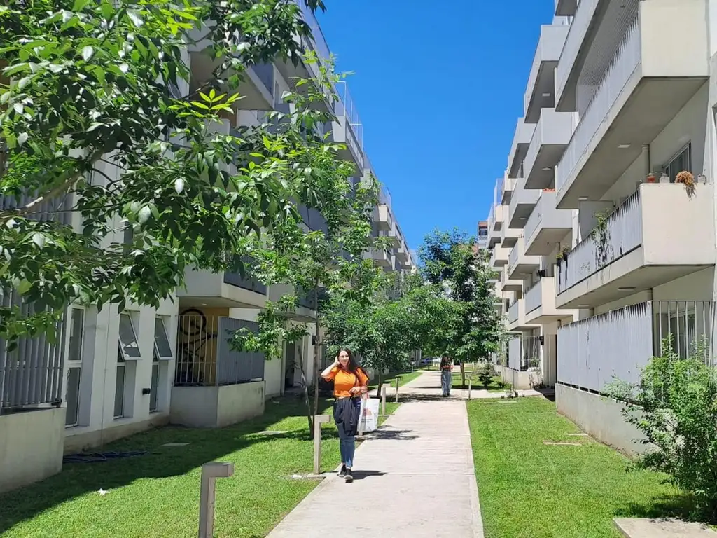 3 AMB 2 BAÑOS COCHERA FIJA  BCON TERRAZA MARTIN GARCIA 200