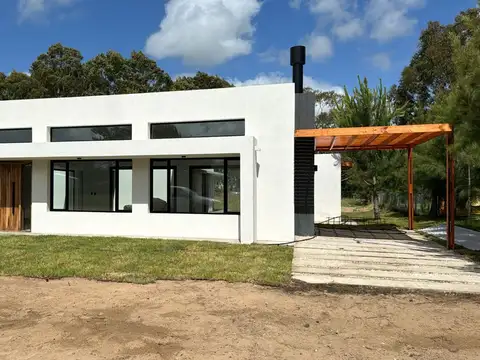 Venta casa en proyecto,Costa Esmeralda-4 ambientes