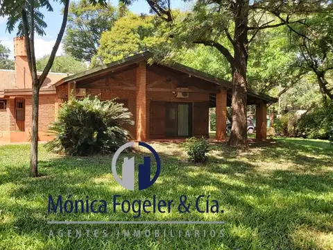 HERMOSA CASA CON AMPLIO TERRENO EN VENTA