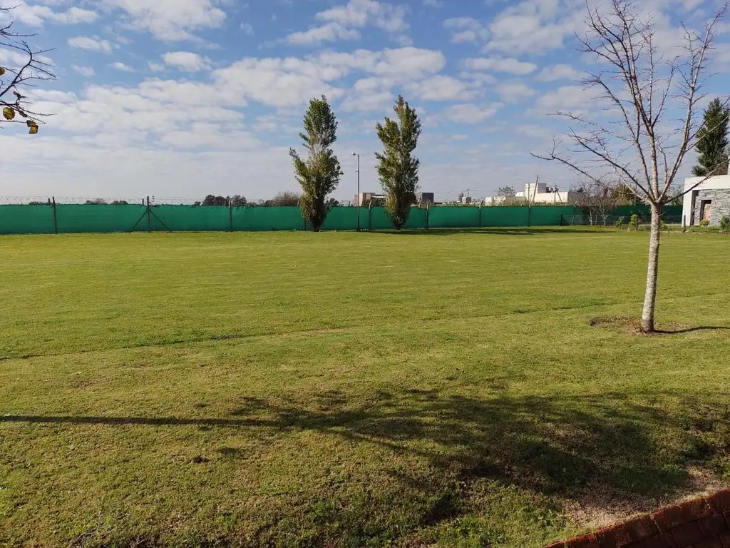 Terreno en venta - 607Mts2 - Joaquín Gorina, La Plata