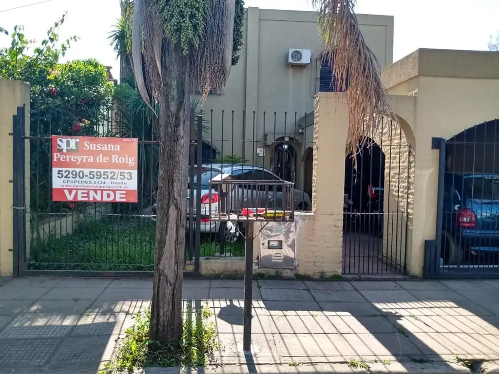 GRAN CASA CON PILETA EN PADUA