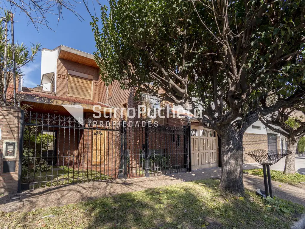 Venta Casa 5 ambientes en Villa Luzuriaga