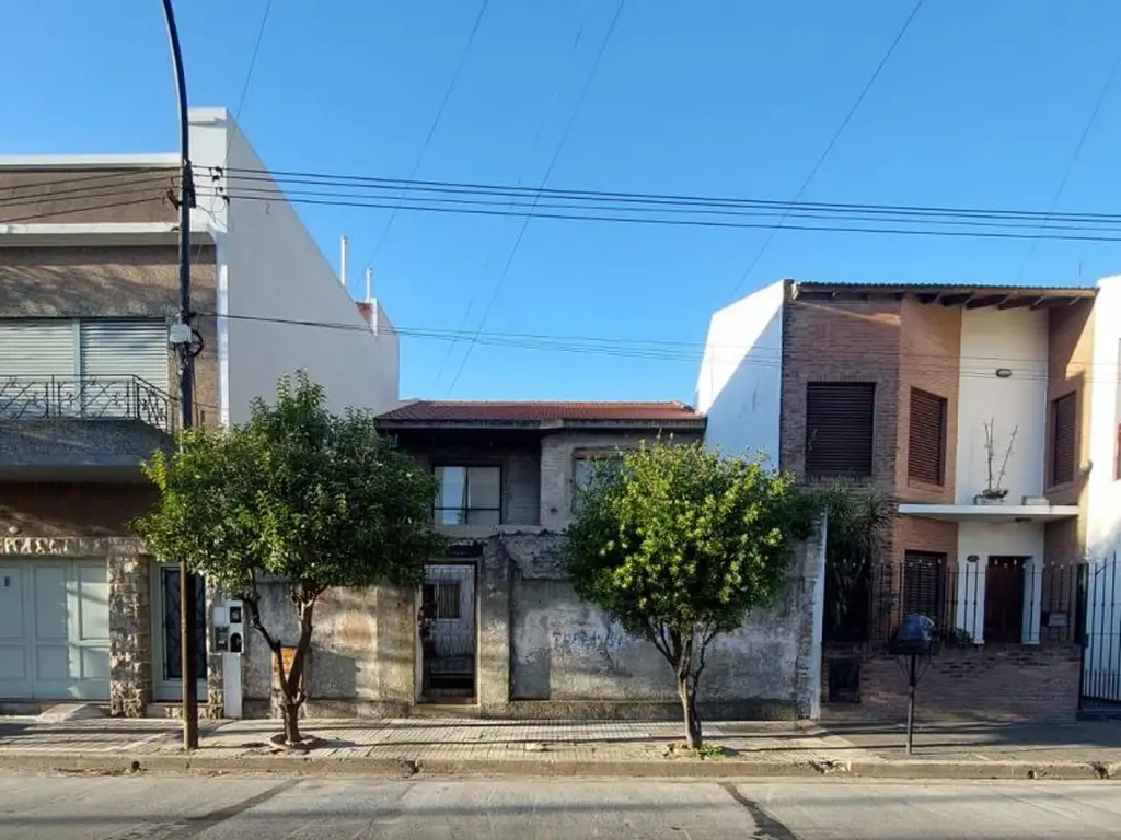 Casa - Venta - Argentina, Lanús - ALFREDO PALACIOS 2500