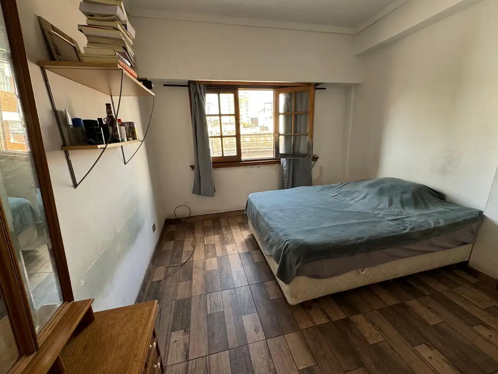 CASA TRIPLEX VENTA 3/4 AMBIENTES 2 COCHERAS BOEDO