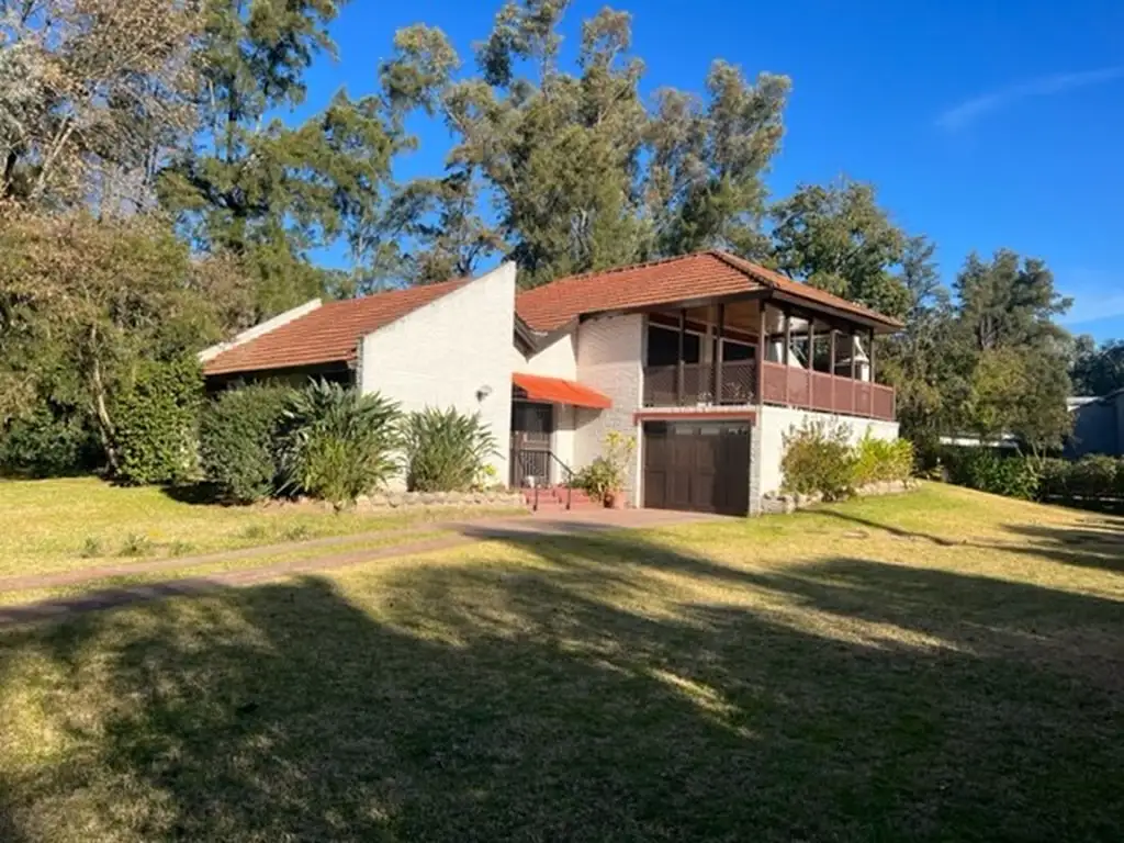 Casa Venta 4 ambientes 40 años, 170m2, 1 cochera, Highland Park Cc 0