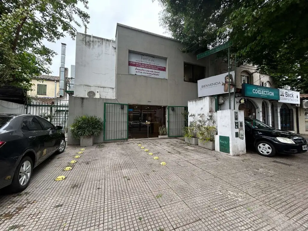 Venta edificio comercial 11 amb Acassuso clínica