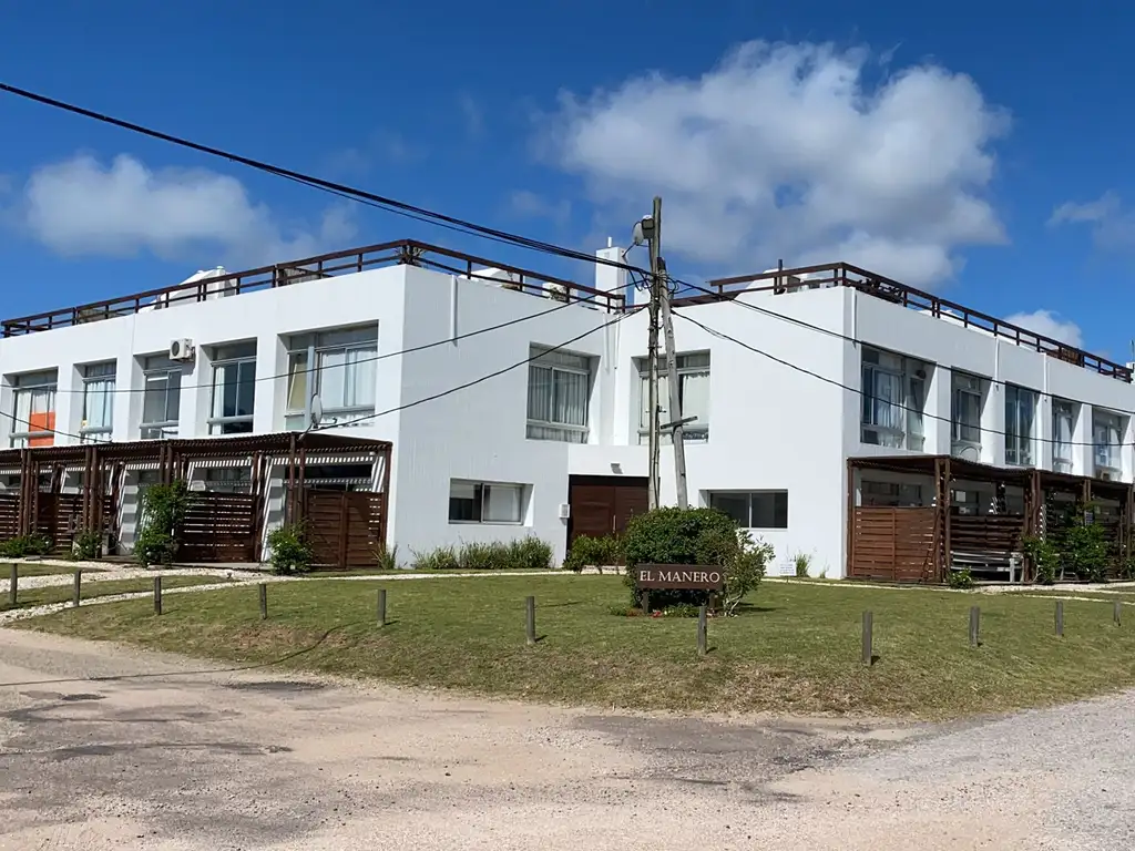 Departamento  en Alquiler en Manantiales, Punta del Este, Punta del Este / Maldonado