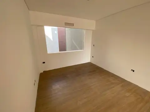 Blanco Encalada 4500, Piso PB