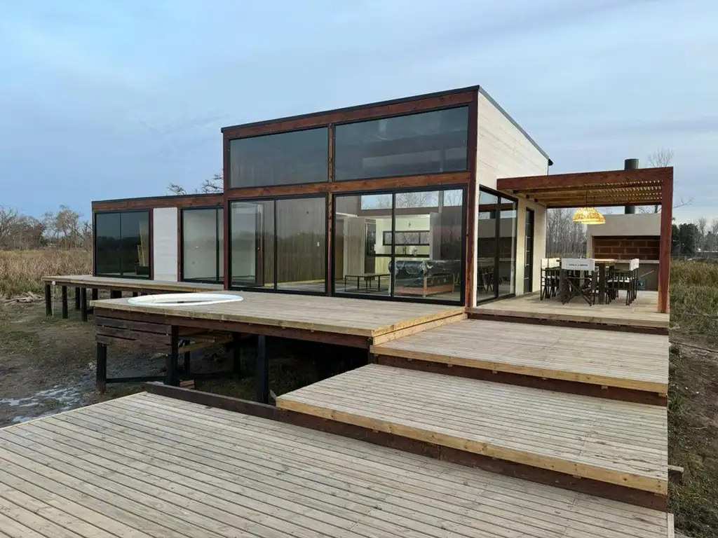 VENTA CASA ISLA BARRIO NAUTICO ALBARDON CON MUELLE