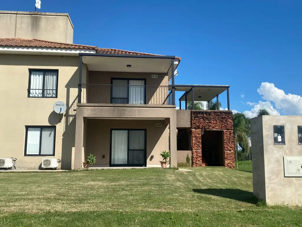 Departamentos en venta en Los Bretes Club de Campo - Colón ER