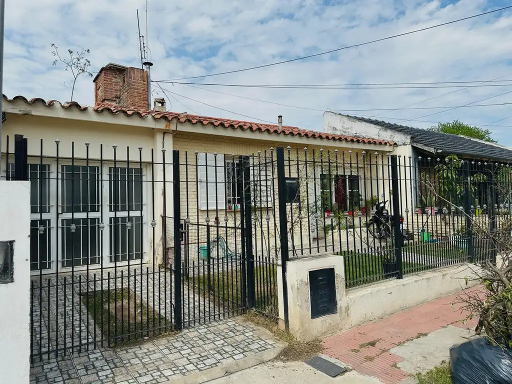 Casa  Depto en Villa Revol