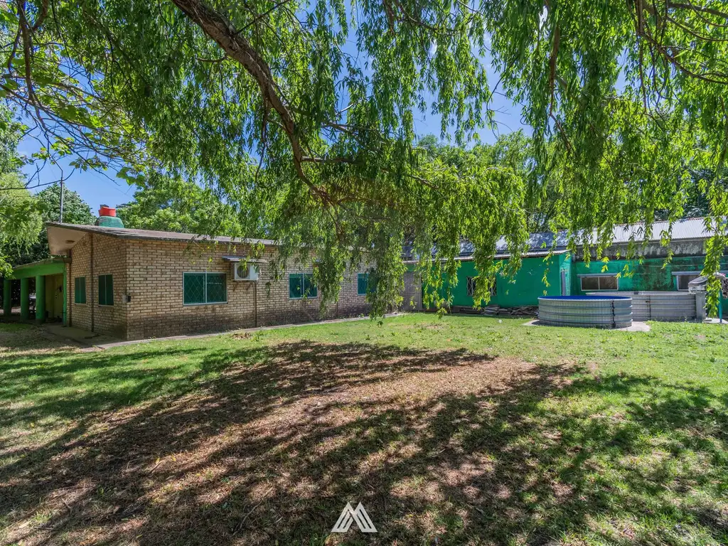 Venta de casa con gran terreno sobre ruta 8 Pando